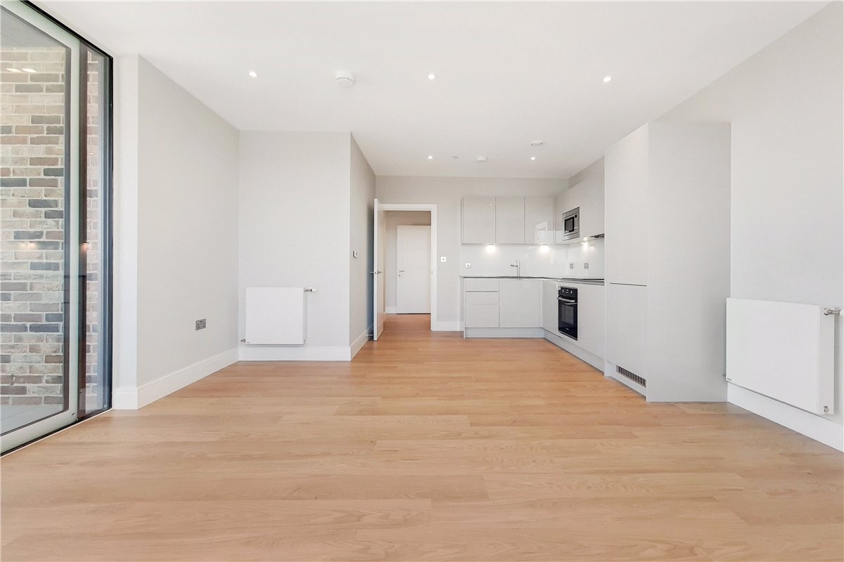 1 bedroom Flat, Greyhound Parade, Wimbledon Grounds, London, SW17 - , Image 2
