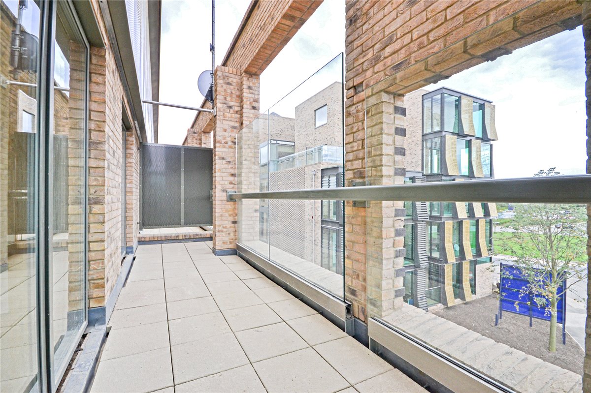 1 bedroom Flat, Addenbrookes Road, Trumpington, CB2 - Sold, Image 2