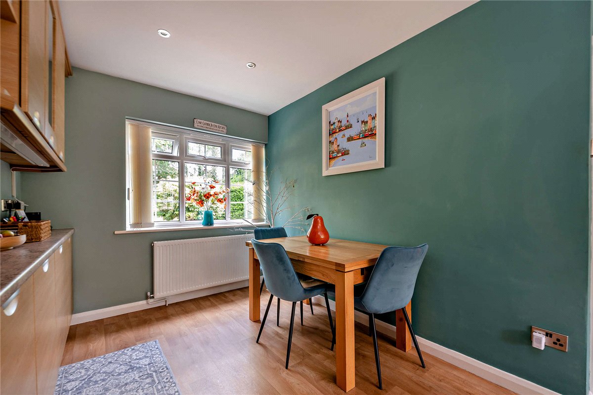 4 bedroom House, Ashford Hill Road, Headley, RG19 - Available, Image 2