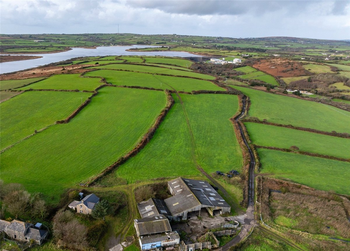 124.32  Farm, Carnmenellis, Nr Stithians, TR16 - Under Offer