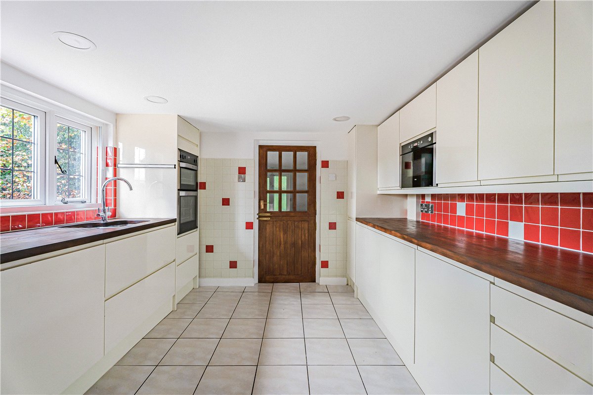 4 bedroom House, Frith Hill, South Heath, HP16 - Let Agreed, Image 23