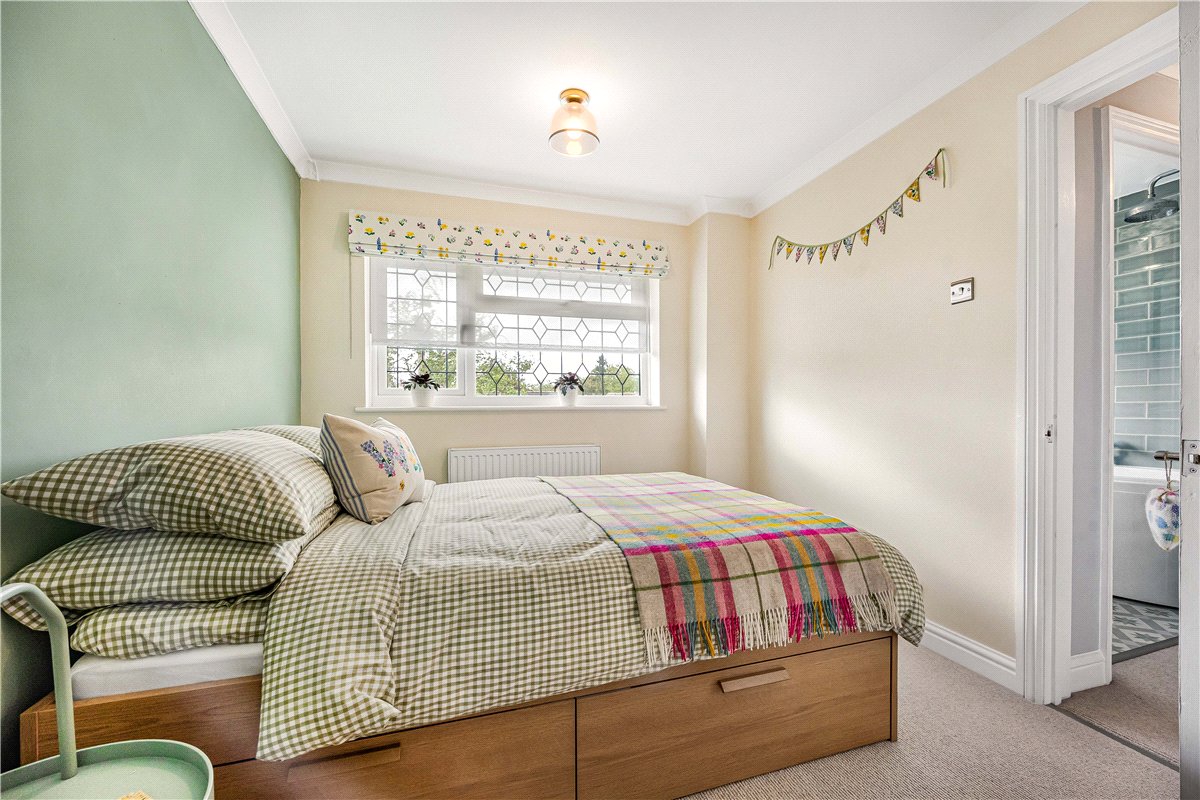 5 bedroom House, Forge Close, Milton Lilbourne, SN9 - Available, Image 10