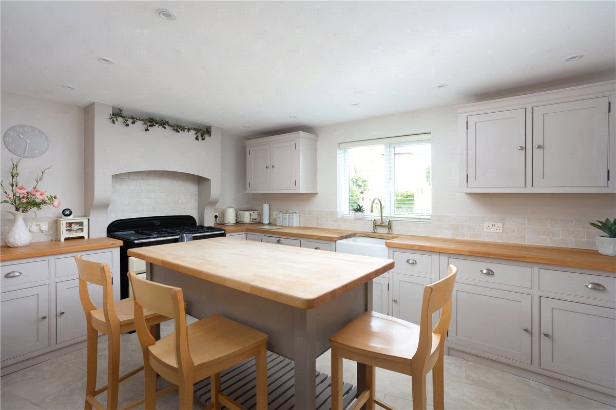3 bedroom House, Hull Road, Cliffe, YO8 - Sold STC, Image 3