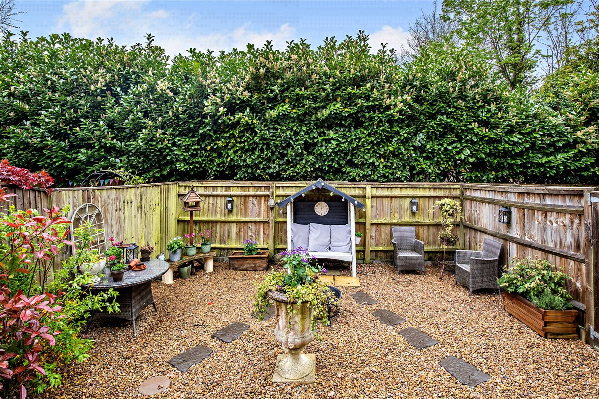 5 bedroom House, The Dolmans, Shaw, RG14 - Sold, Image 18