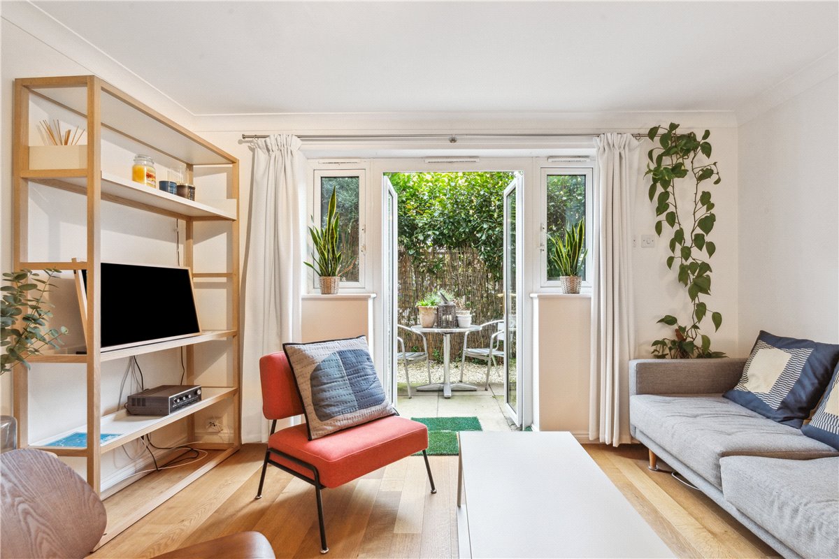 2 bedroom Flat, St. James's Drive, London, SW12 - Sold, Image 12