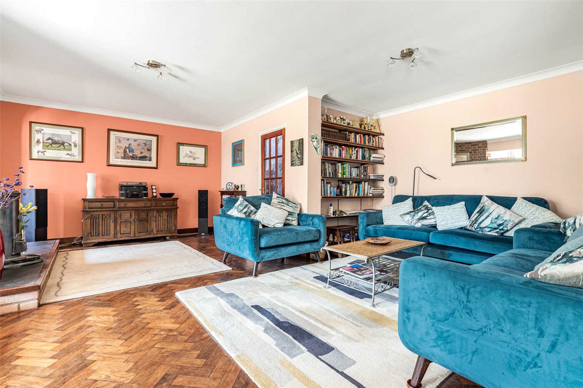 5 bedroom House, Charnocks Close, Gamlingay, SG19 - Available, Image 5