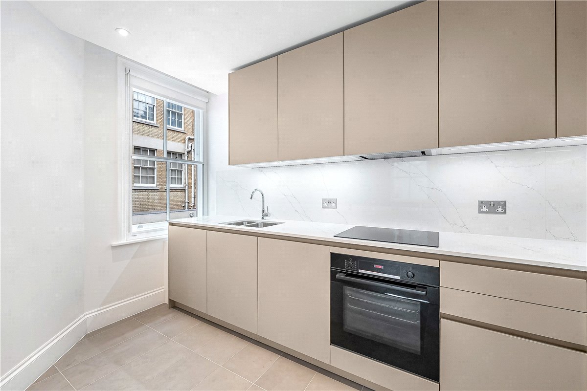 1 bedroom Flat, Seymour Mews, Marylebone, W1H - Available, Image 12