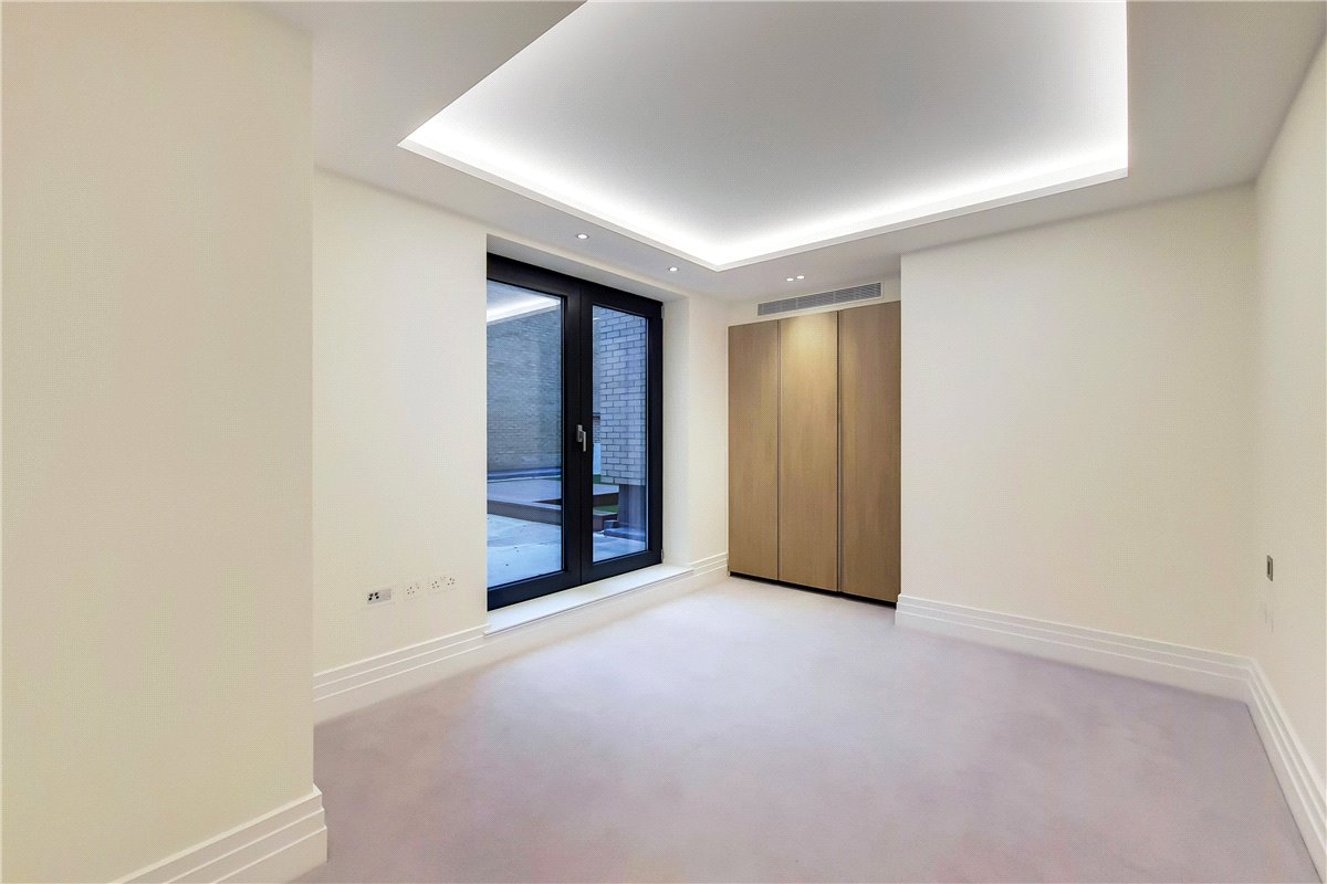 2 bedroom Flat, Kensington Gardens Square, , W2 - Available, Image 6