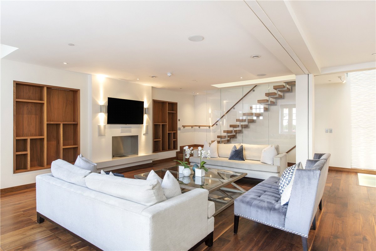 3 bedroom House, Wilton Row, Knightsbridge, SW1X - Available, Image 16