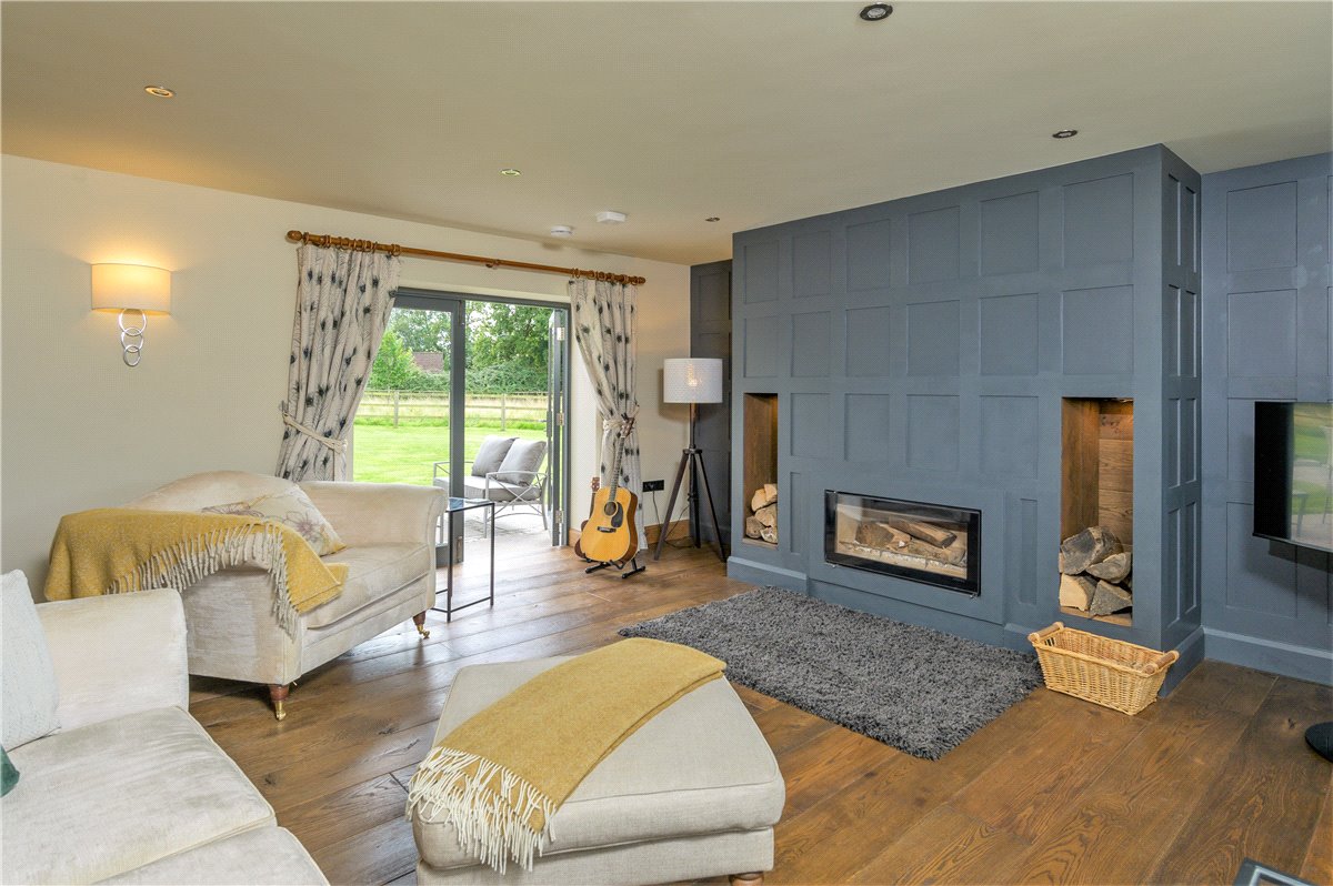5 bedroom House, Lower Woodrow, Forest, SN12 - Sold, Image 2