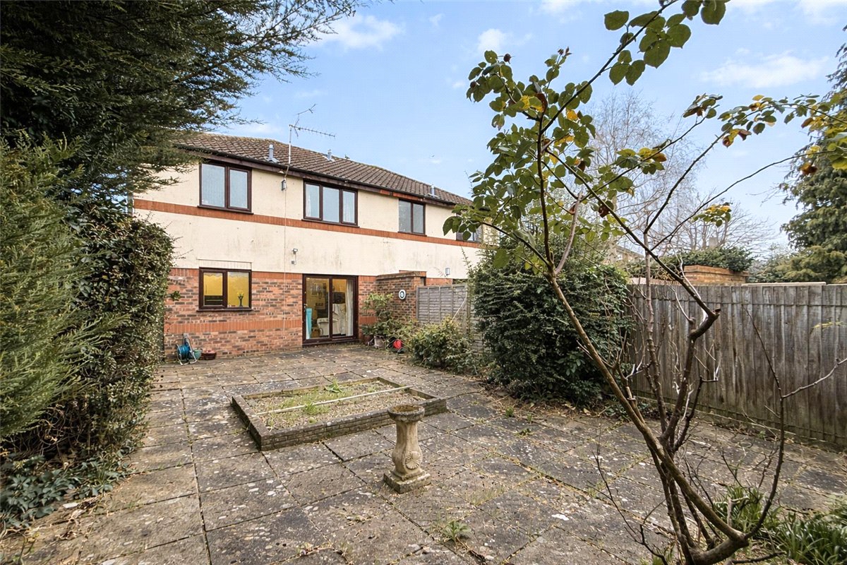 2 bedroom House, Fairlawns, Newmarket, CB8 - Available, Image 1