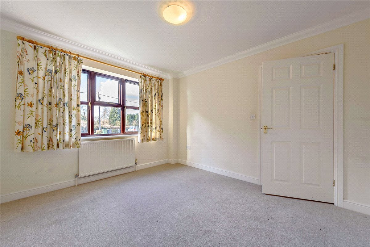 3 bedroom House, Hedge Row, Gore End Road, RG20 - Available, Image 6