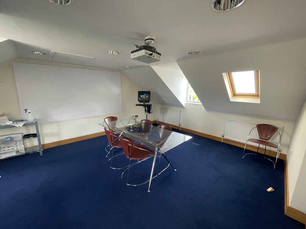 2984 to 4765 Sq Ft, Hills Road, Cambridge, CB2 - Available, Image 6