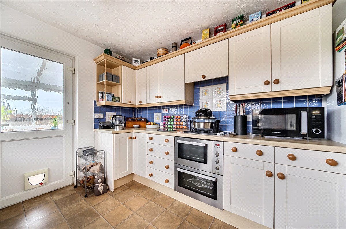 3 bedroom House, Squires Hill Close, Woodshaw, SN4 - Available, Image 10