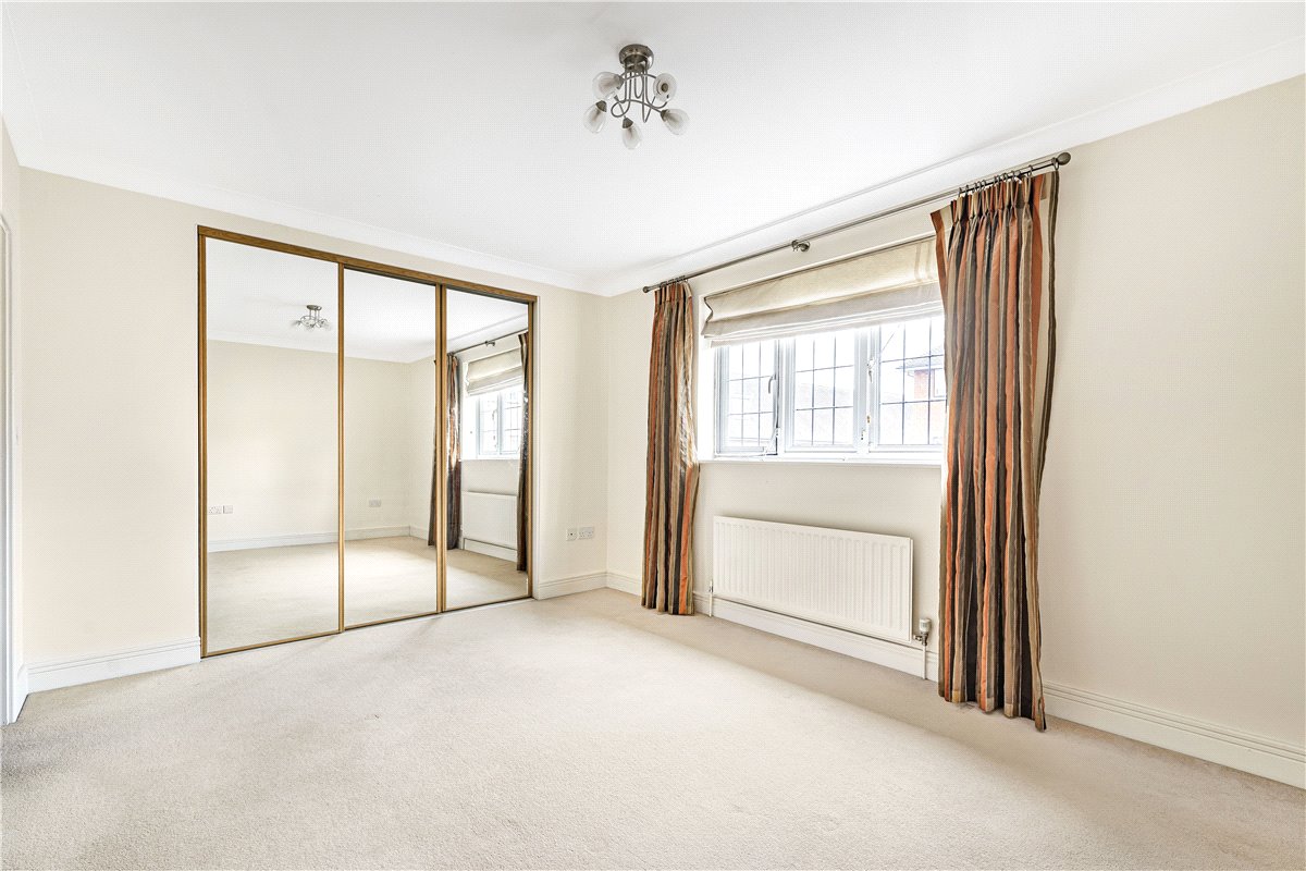 4 bedroom House, Lark Hill, Oxford, OX2 - , Image 11