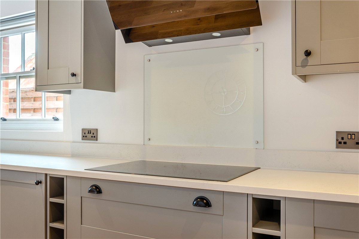 3 bedroom House, Chesil Street, Winchester, SO23 - Available, Image 6