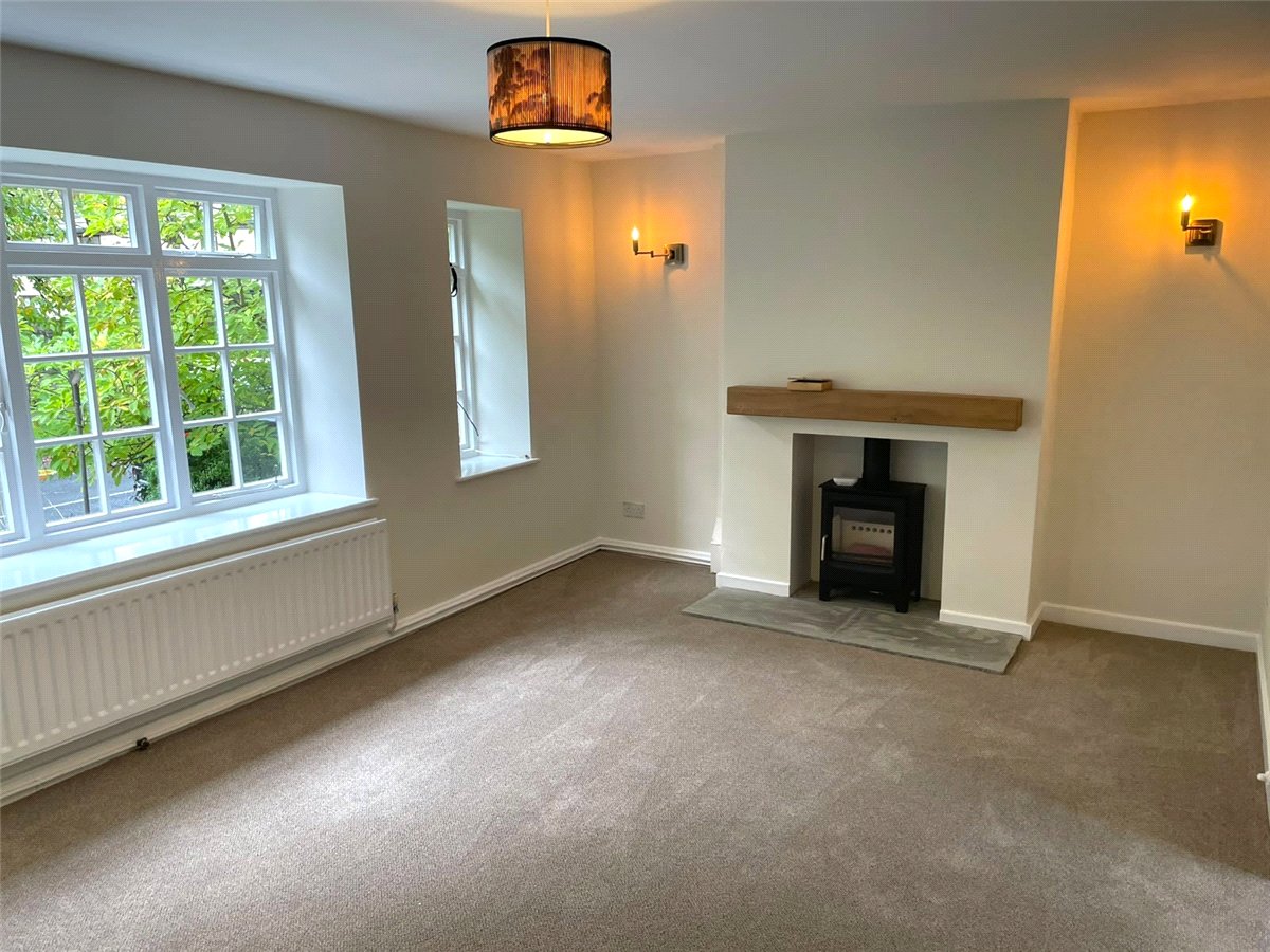 3 bedroom Cottage, Main Street, Ledston, WF10 - , Image 1