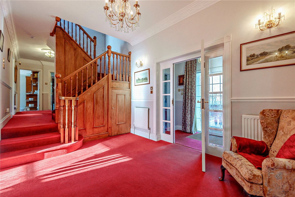 5 bedroom House, Fox's Lane, Kingsclere, RG20 - Available, Image 3