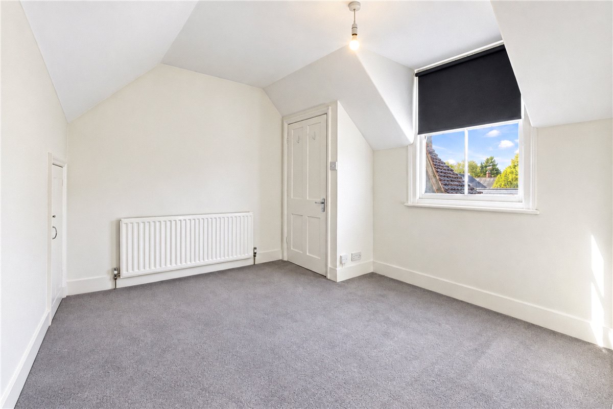 3 bedroom House, Princes Road, Richmond, TW10 - Available, Image 8