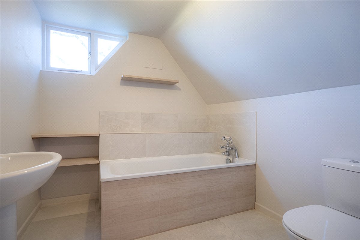 5 bedroom House, Weavers Lane, Inkpen, RG17 - , Image 9