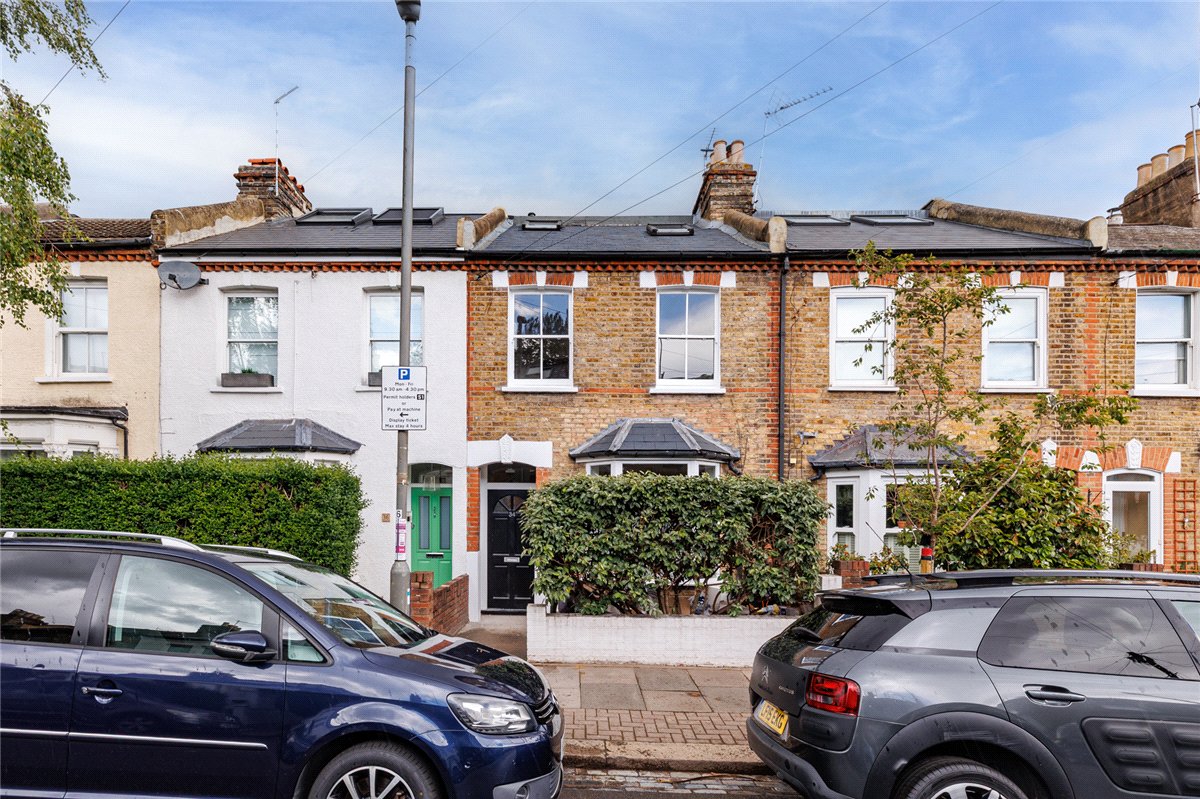 3 bedroom Flat, Standen Road, London, SW18 - Available, Image 3