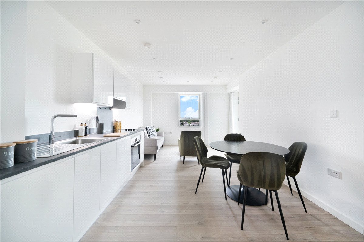 1 bedroom Flat, Heartwell Avenue, London, E16 - Let Agreed