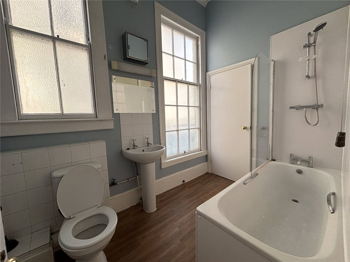 1 bedroom Flat, Edgar Buildings, Bath, BA1 - , Image 3