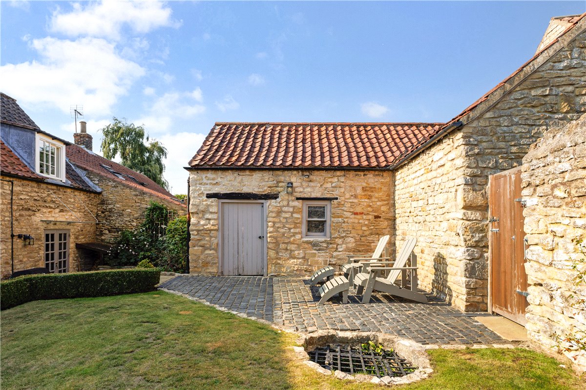 3 bedroom House, Main Street, Westow, YO60 - Available, Image 2