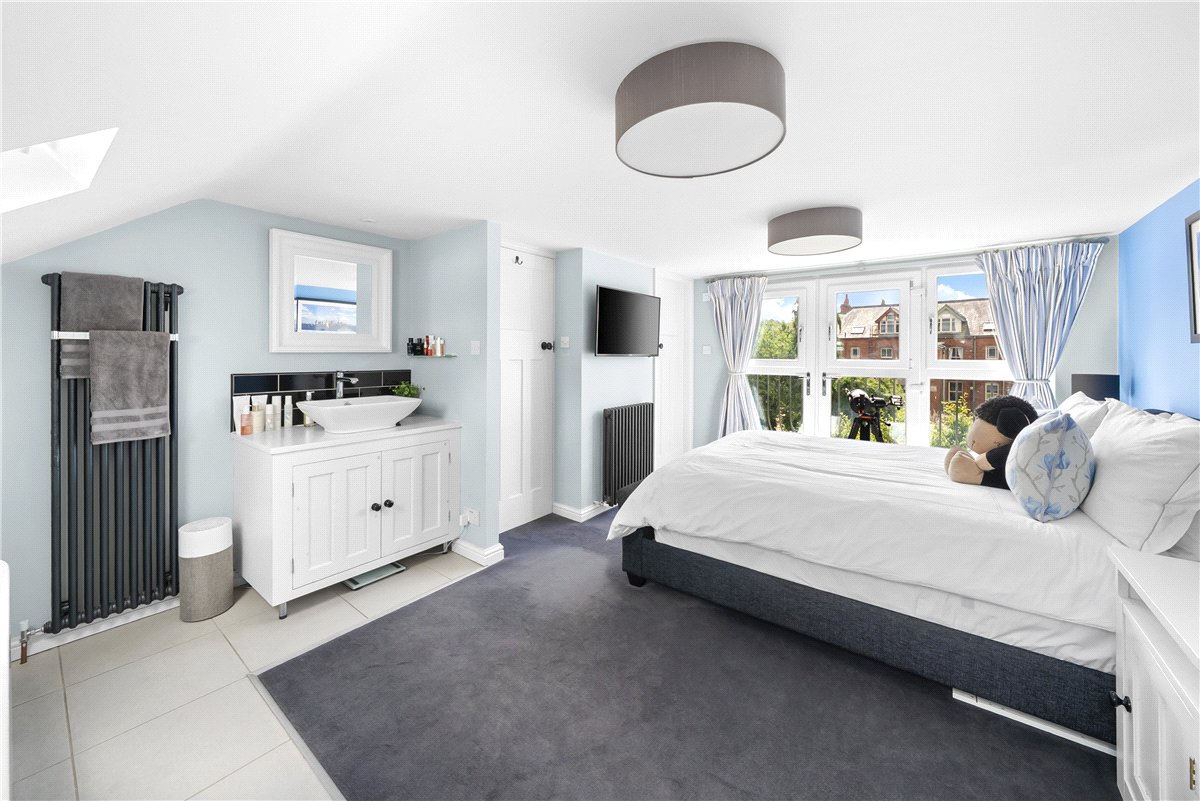 4 bedroom House, Moorgarth Avenue, York, YO24 - Available, Image 5