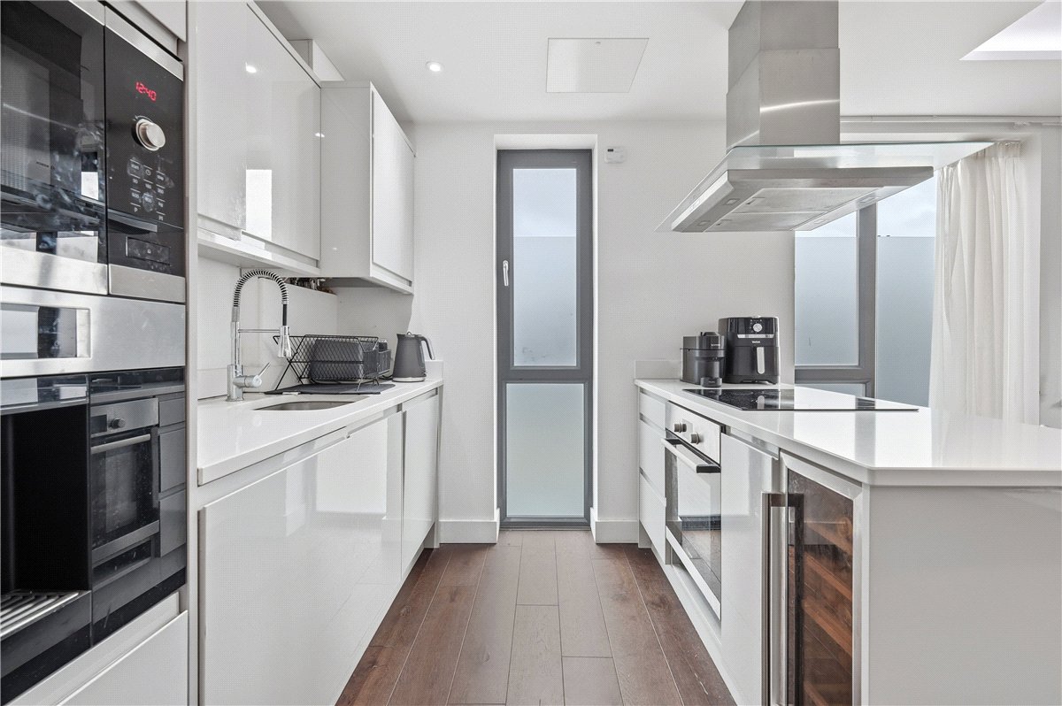 3 bedroom Flat, Lillie Road, London, SW6 - Available, Image 4
