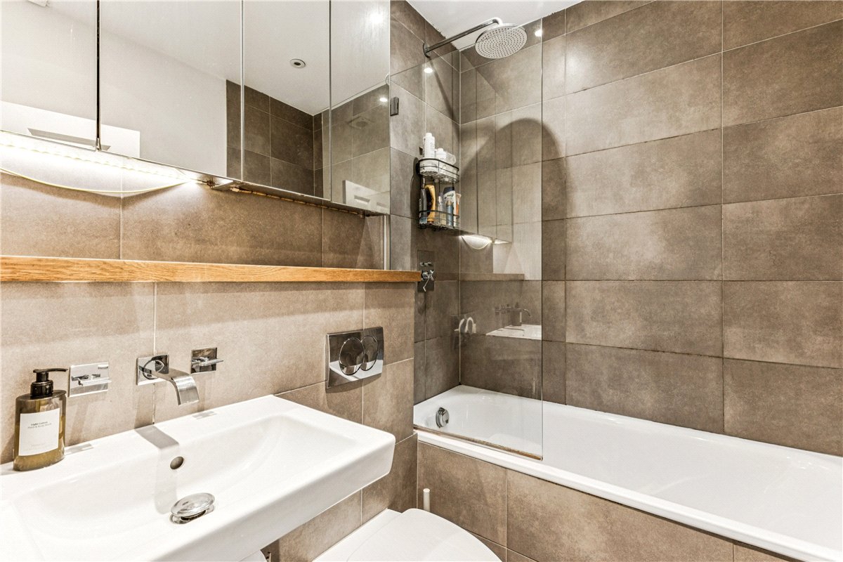 2 bedroom Flat, Trinity Road, London, SW17 - Available, Image 5