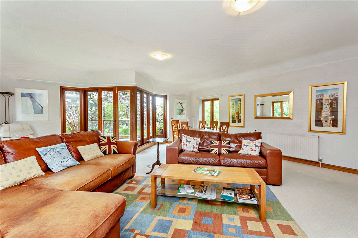 3 bedroom House, The Maltings, West Ilsley, RG20 - Available, Image 1