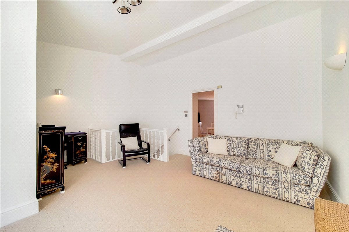 2 bedroom House, Wimpole Mews, Marylebone, W1G - Available, Image 3