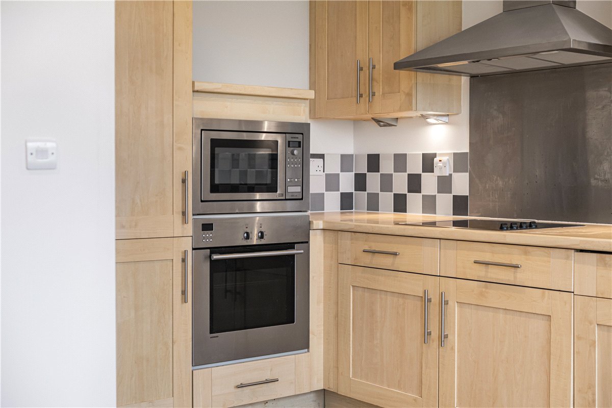 2 bedroom Flat, Ford Road, Tortington, BN18 - Available, Image 22