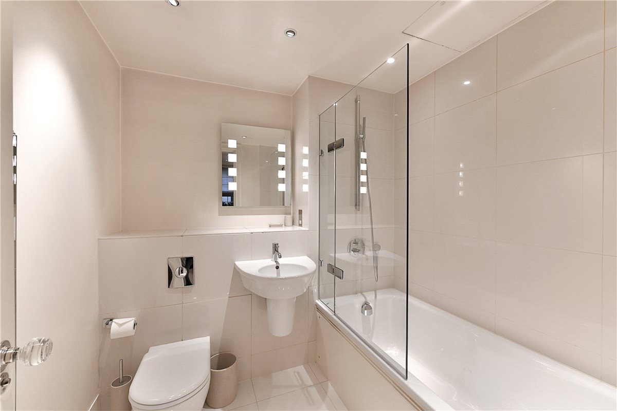 4 bedroom Flat, Upper Grosvenor Street, Mayfair, W1K - Available, Image 5