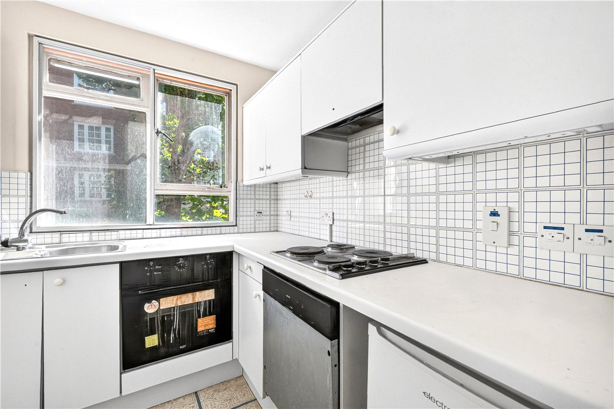 2 bedroom Flat, Melbury Road, Holland Park, W14 - Available, Image 1