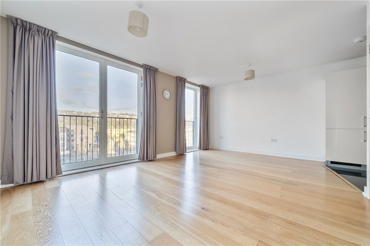 2 bedroom Flat, Victoria Bridge Road, Bath, BA2 - Available, Image 5