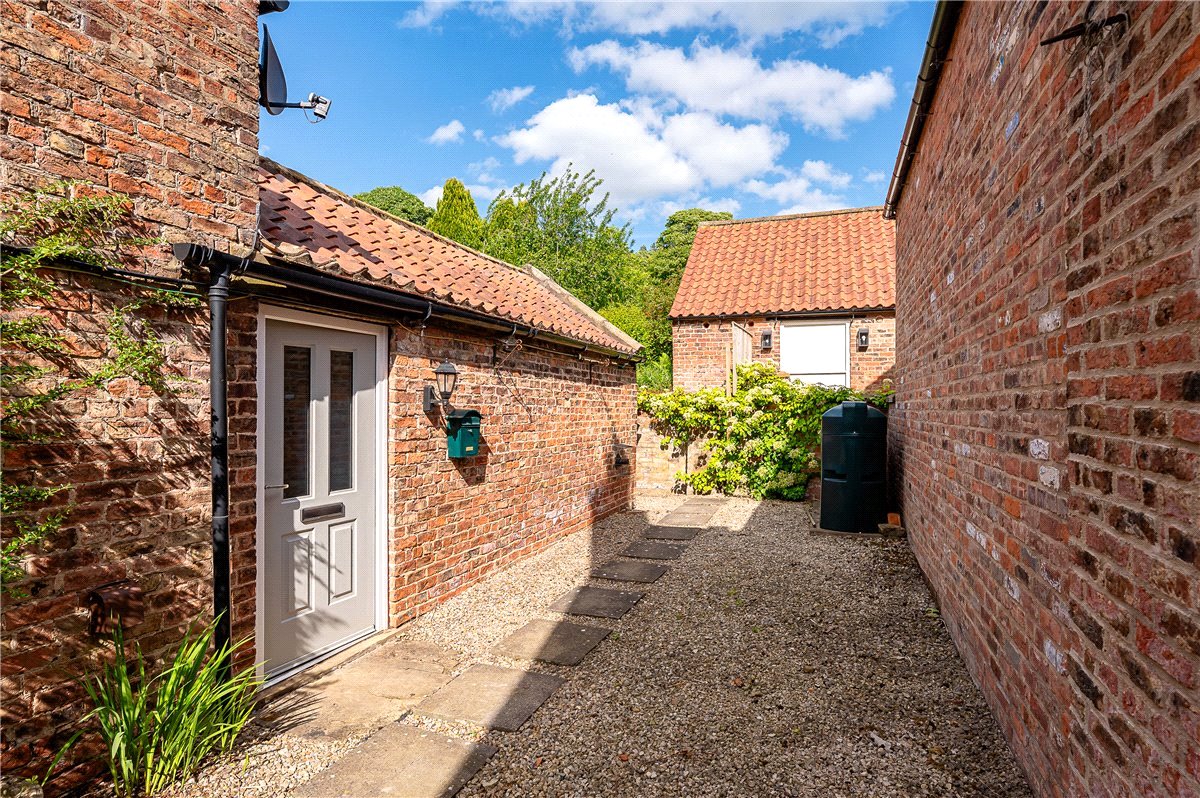 2 bedroom House, Felixkirk, Thirsk, YO7 - Sold, Image 11