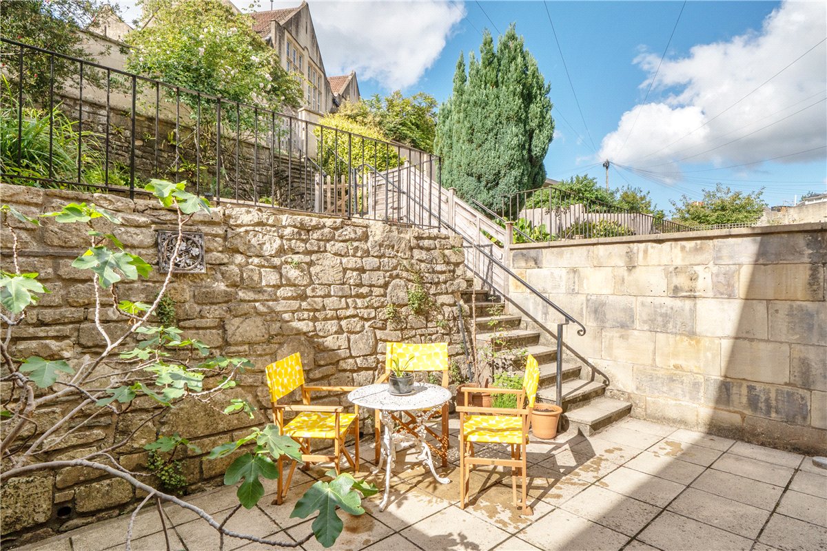 1 bedroom House, Prior Park Road, Bath, BA2 - Available, Image 12