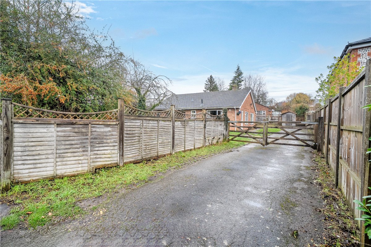 3 bedroom Bungalow, Boyne Rise, Kings Worthy, SO23 - Sold, Image 8