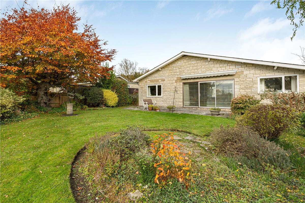 3 bedroom Bungalow, Priory Close, Horton-cum-Studley, OX33 - Available, Image 4