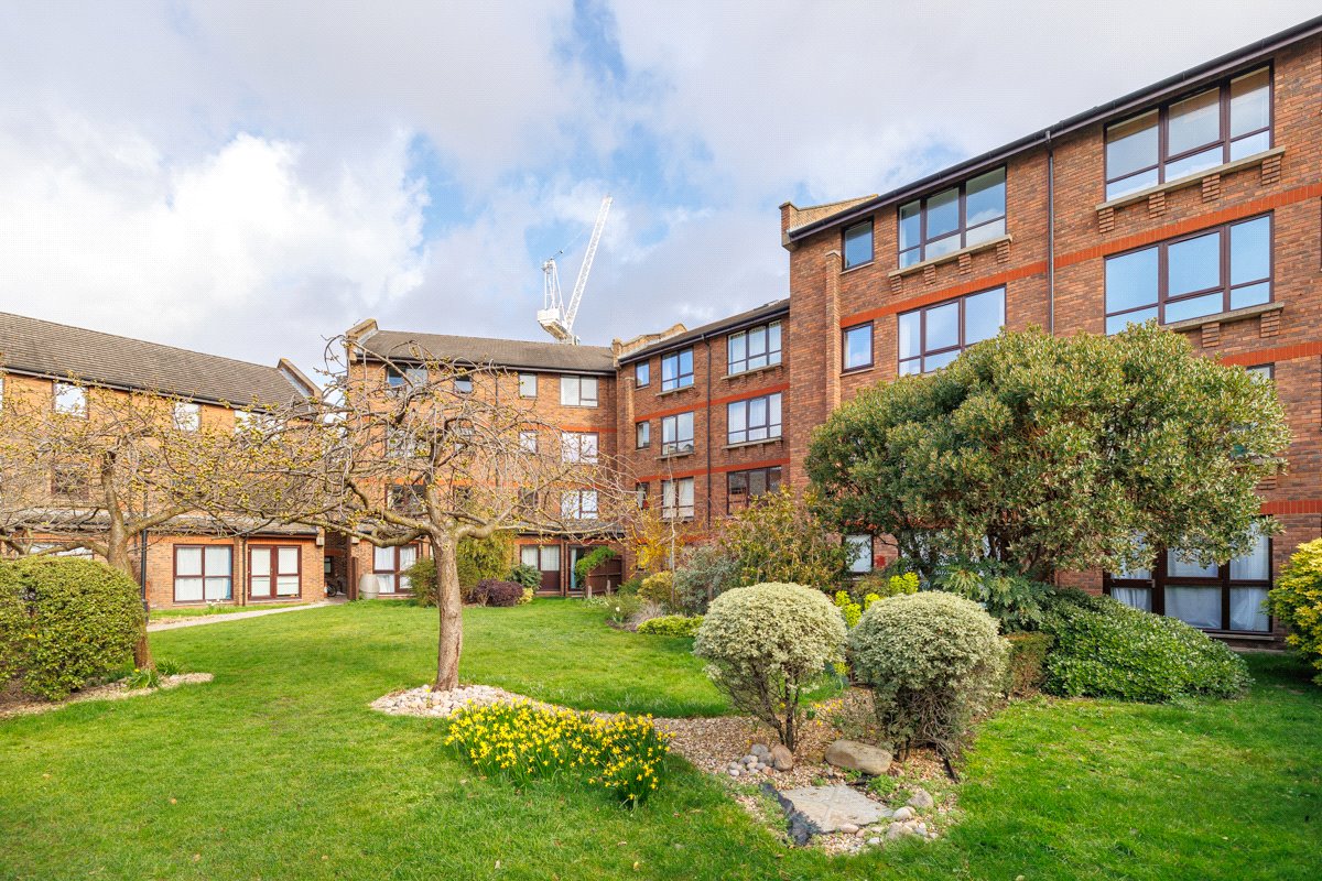 2 bedroom Flat, Maltings Place, Fulham, SW6 - Available, Image 9