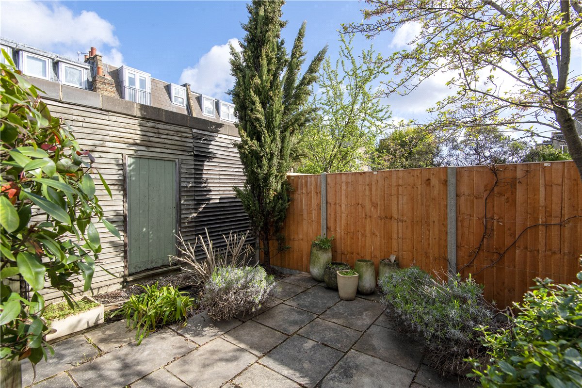 2 bedroom Maisonette, Fernside Road, London, SW12 - Sold, Image 9