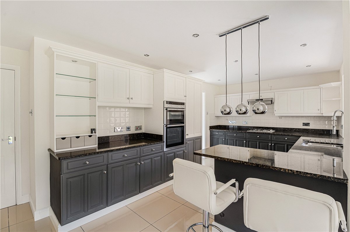 4 bedroom House, Willows Edge, Eynsham, OX29 - Available, Image 15