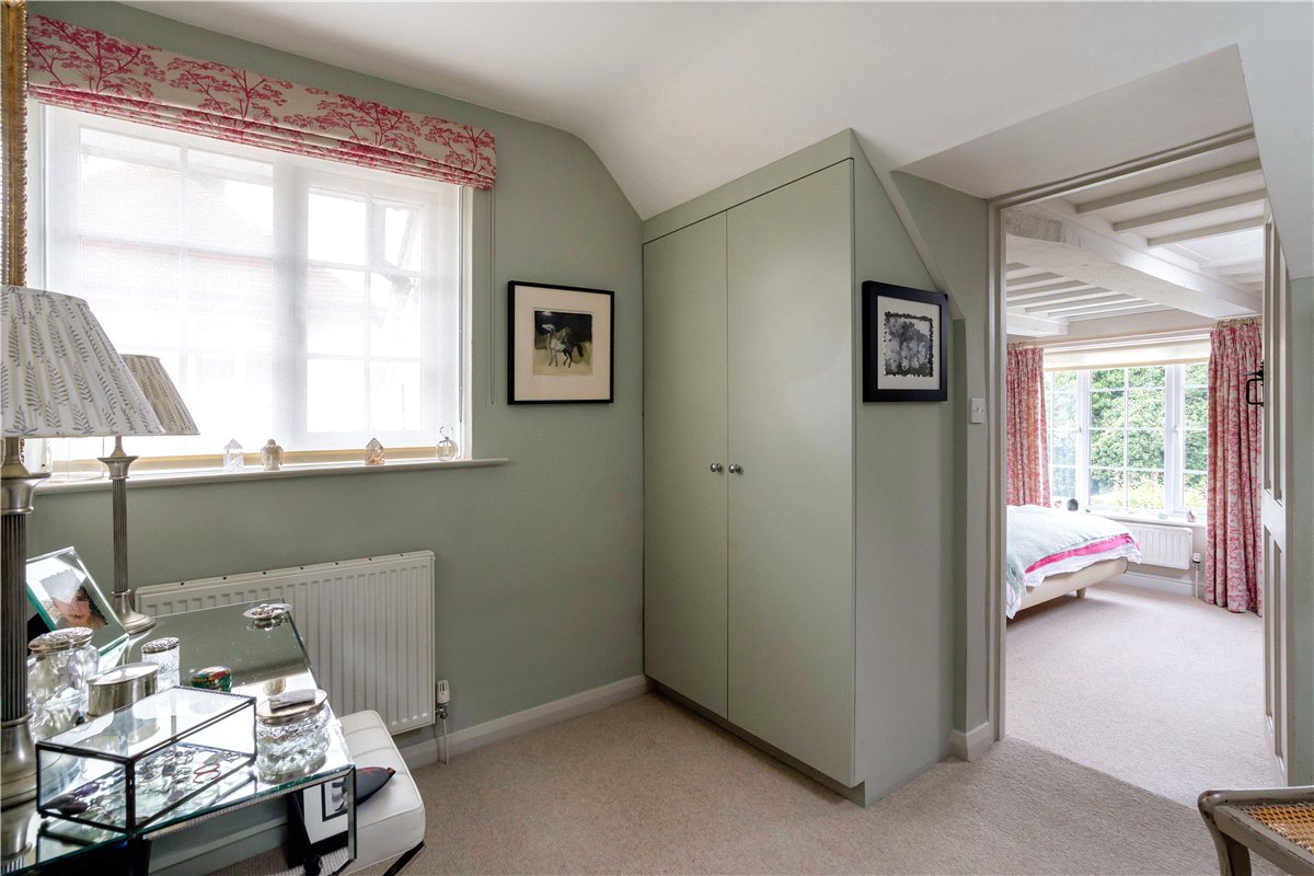 3 bedroom House, St. Johns Close, Marlborough, SN8 - Sold STC, Image 14