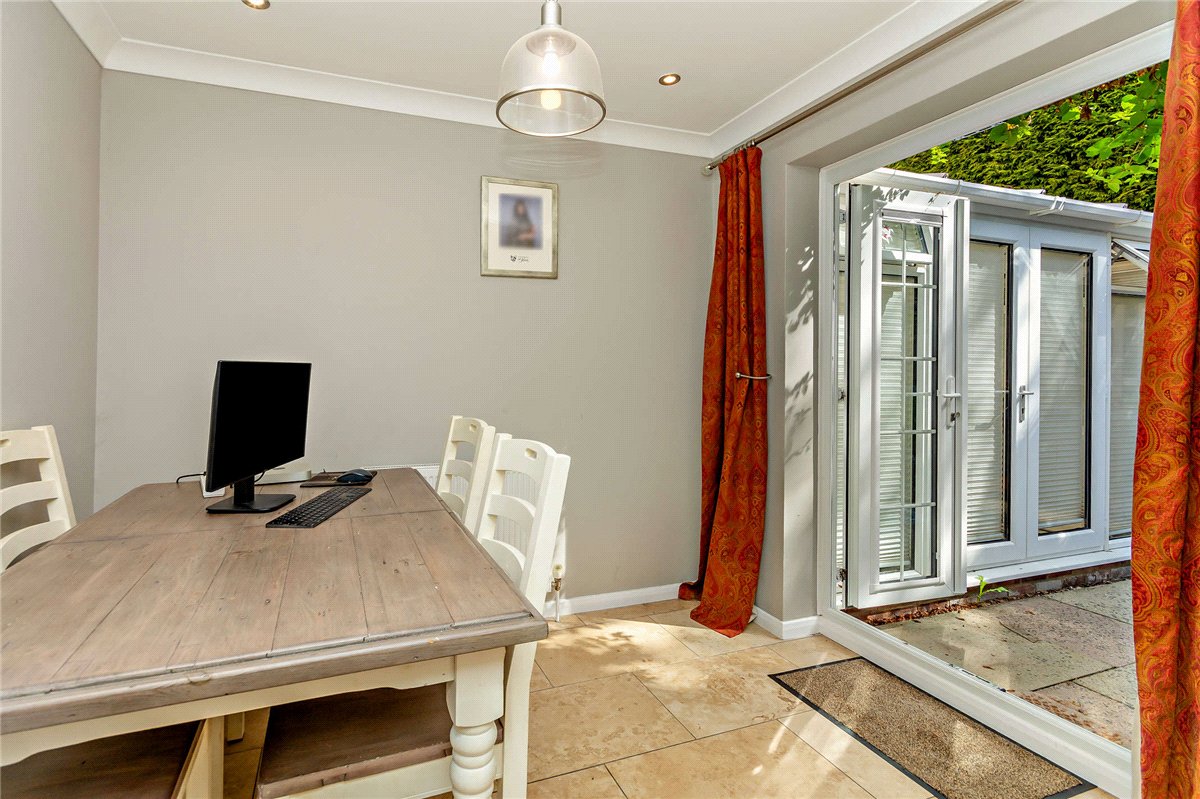 4 bedroom House, Normay Rise, Newbury, RG14 - Available, Image 6