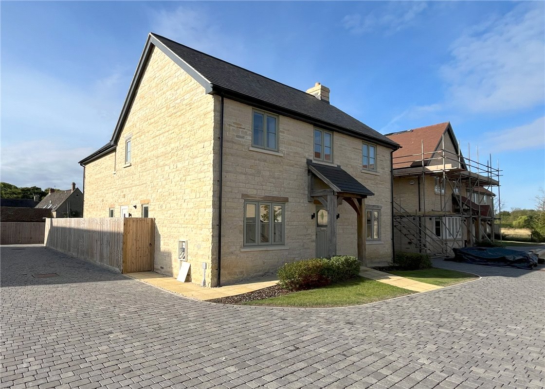 4 bedroom House, Southfields, Weston-on-the-Green, OX25 - Sold STC, Image 1