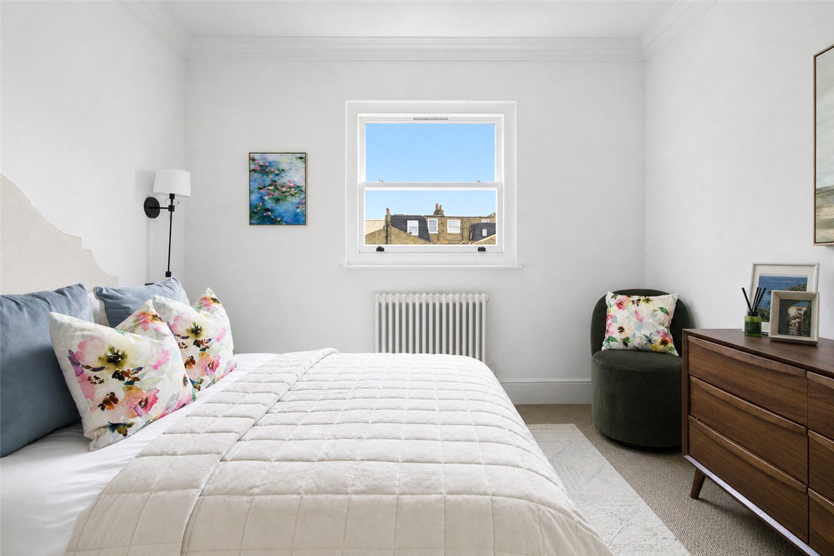 4 bedroom House, Kenyon Street, London, SW6 - Available, Image 13