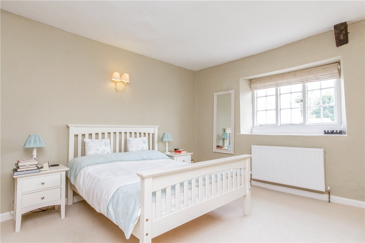 3 bedroom Cottage, Medcroft Road, Tackley, OX5 - Let Agreed, Image 6