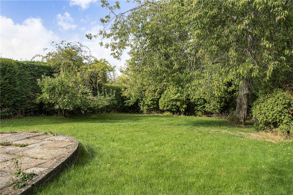 4 bedroom House, High Street, Manton, SN8 - Available, Image 14